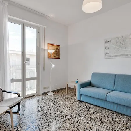 Lulli Cozy With Balcony Apartment *